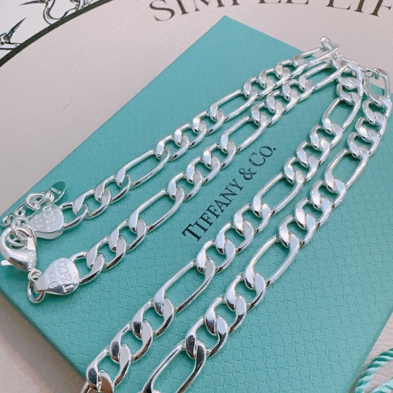 T*f*ny necklaces